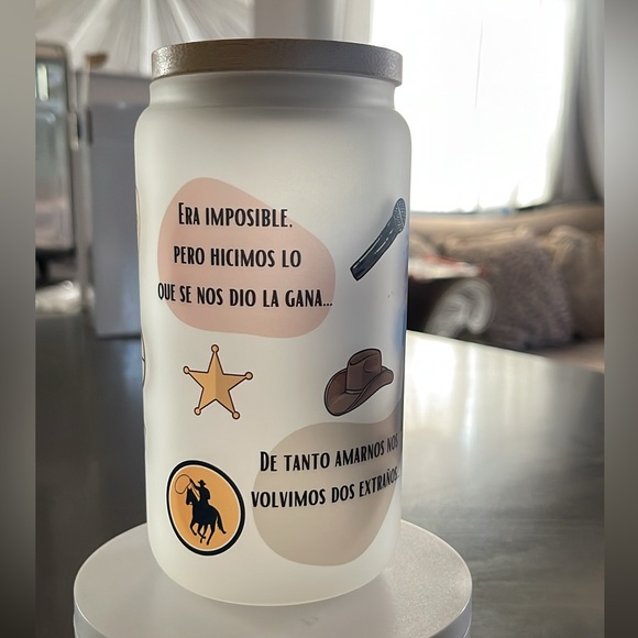 Carin Leon Frosted Beer Can Glass Cup - Picture 3 of 4